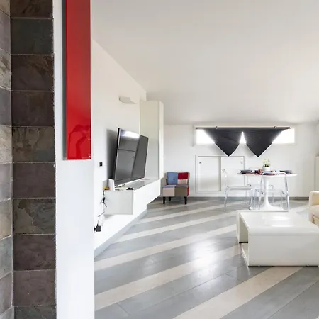 Apartment L'attichetto Di Bubi By Rentbeat *
