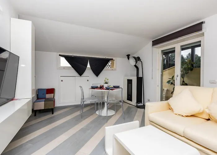 Apartamento L'attichetto Di Bubi By Rentbeat Roma